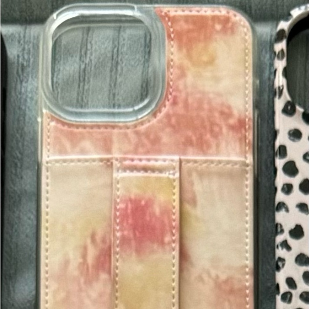 Walli iPhone 13 Pro Max case